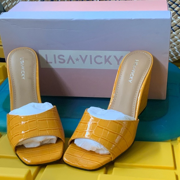 Lisa Vicky Shoes - Lisa Vicky Mustard Yellow Croc-Embossed Wedged Sandals
